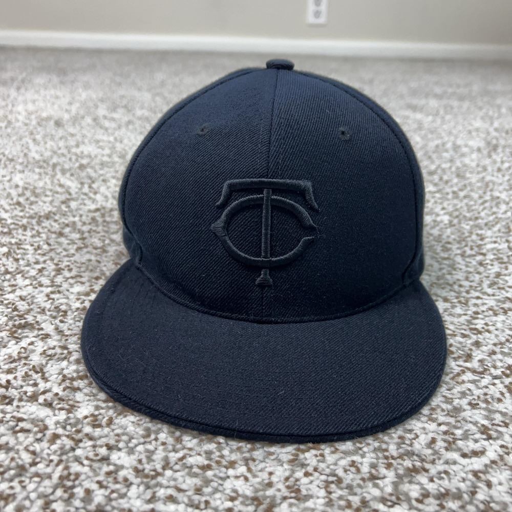 Minnesota Twins Hat Cap Fitted Mens 7 3/8 Navy MLB Baseball TC Logo‎ Blackout